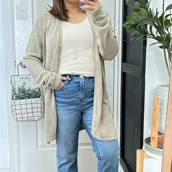 Vintage August‎ Max Silk Blend Lightweight Cardigan. Size 4 - Picture 1 of 9